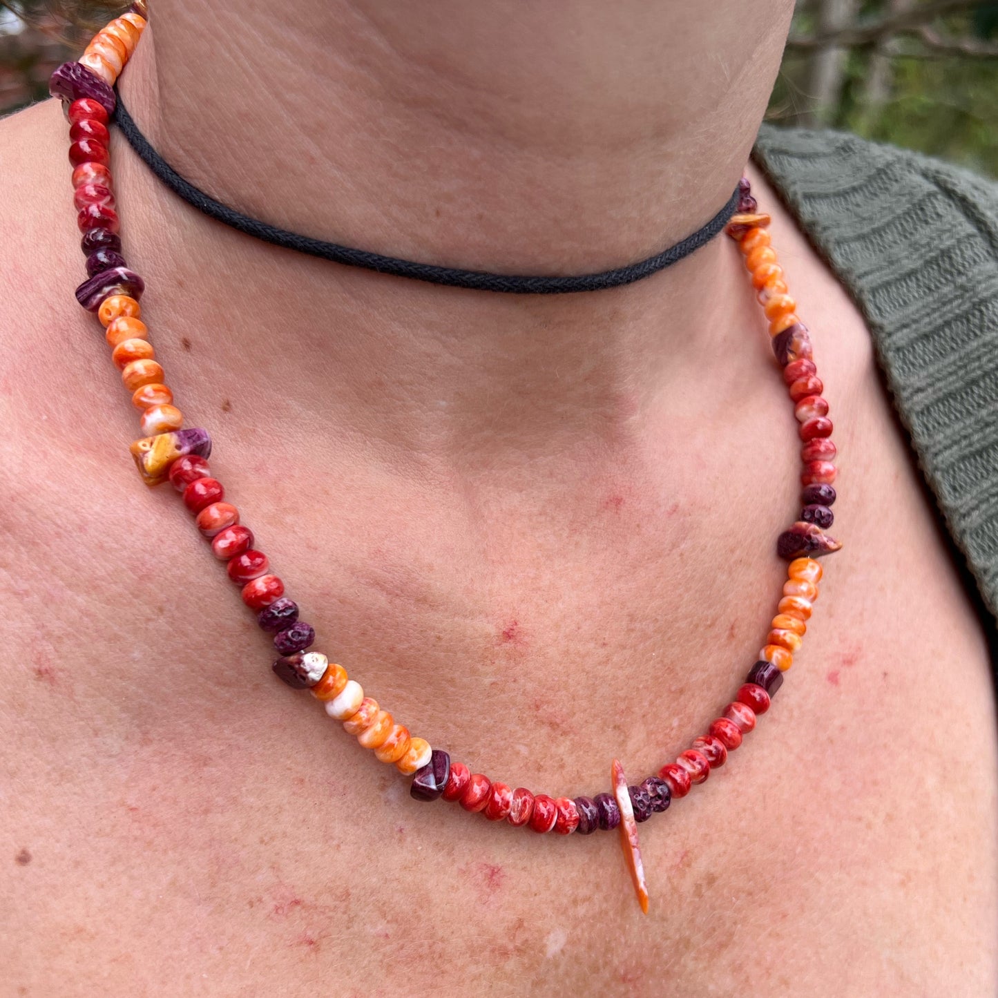 Spiny Oyster Beaded Necklace with Sterling Silver Clasp Jewelry