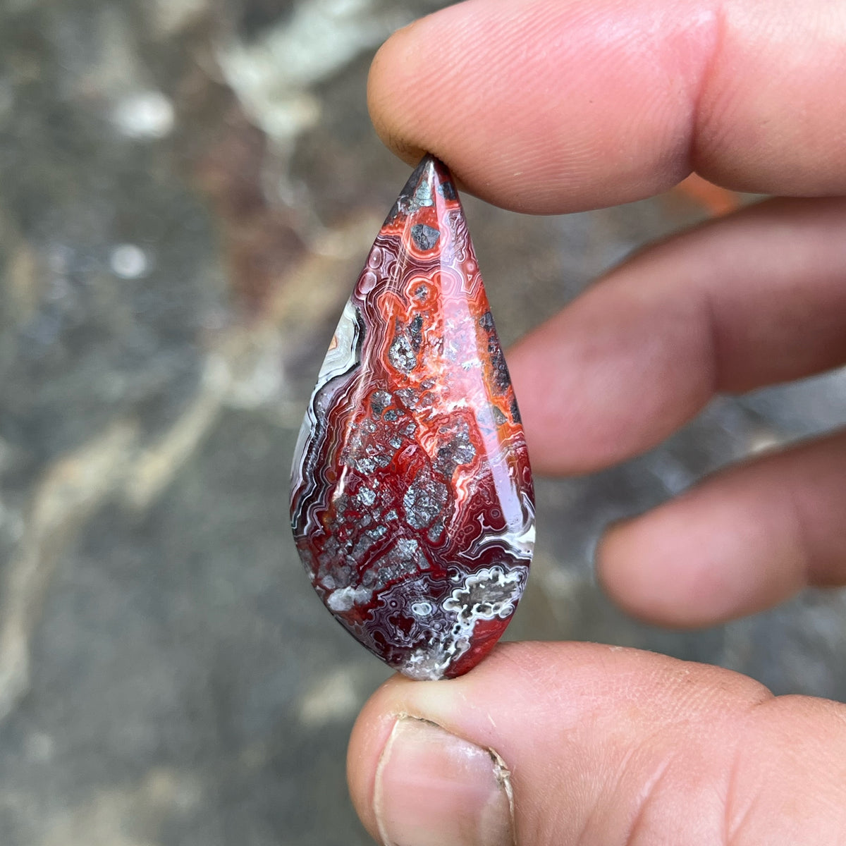 Cabochons