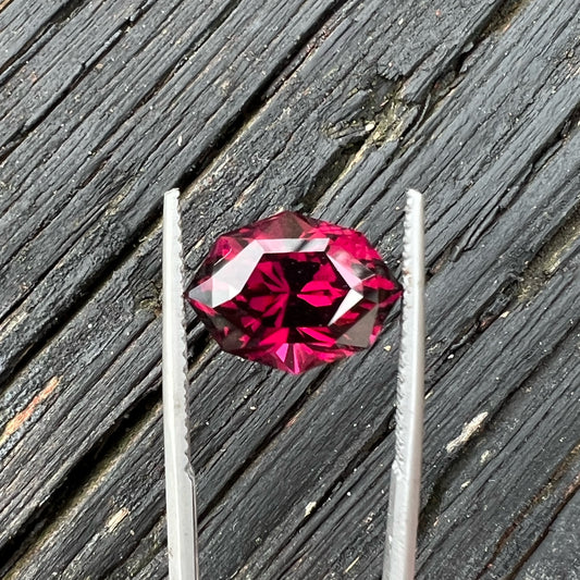 10ct Precision Cut Garnet Gemstone from Tanzania