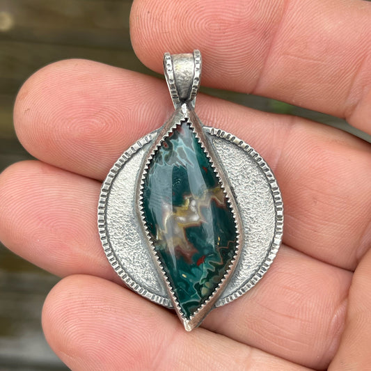 Idaho Sunset Cabochon from Idaho, USA in Sterling Silver Pendant Jewelry