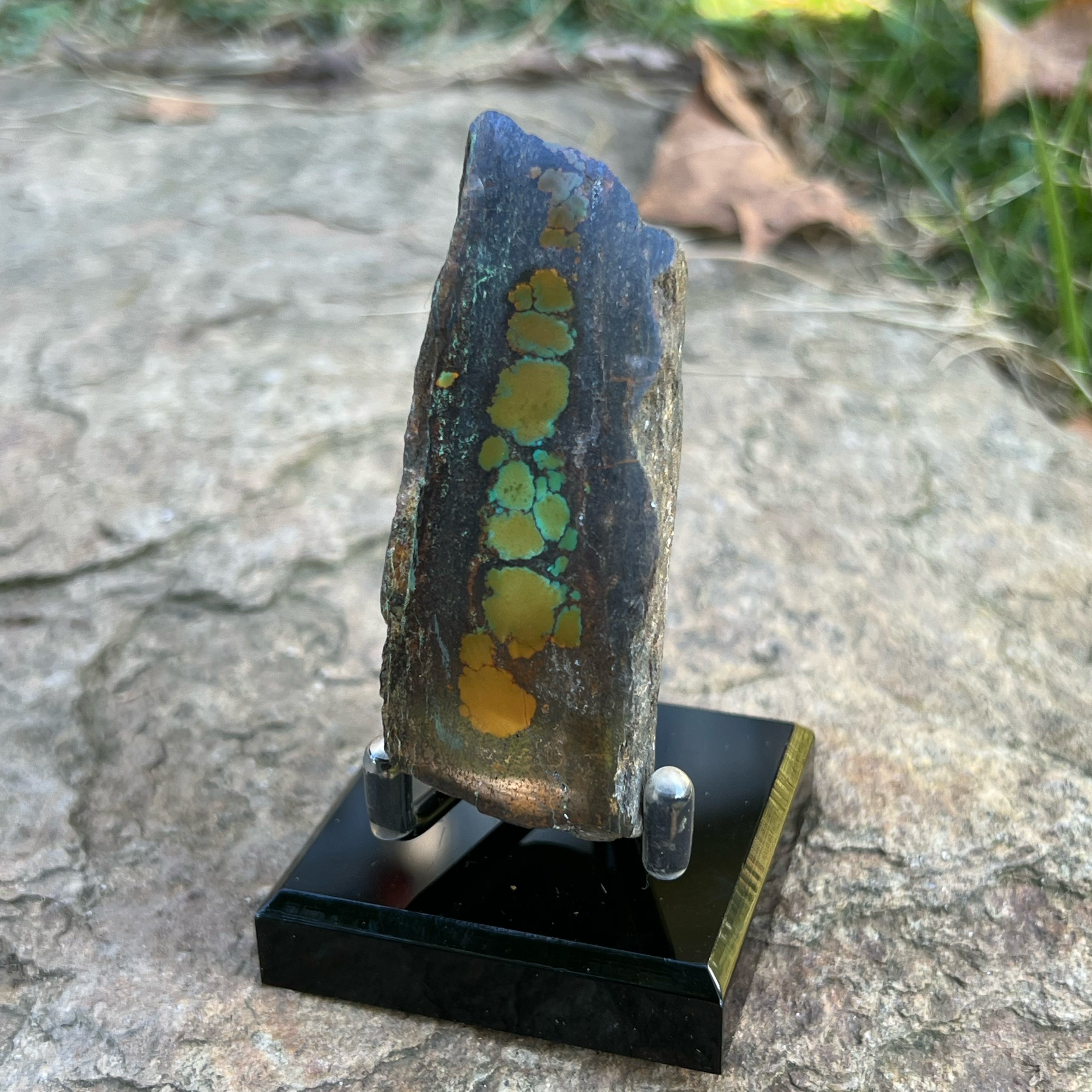 Polychrome Hubei Turquoise Face Polished Display Specimen
