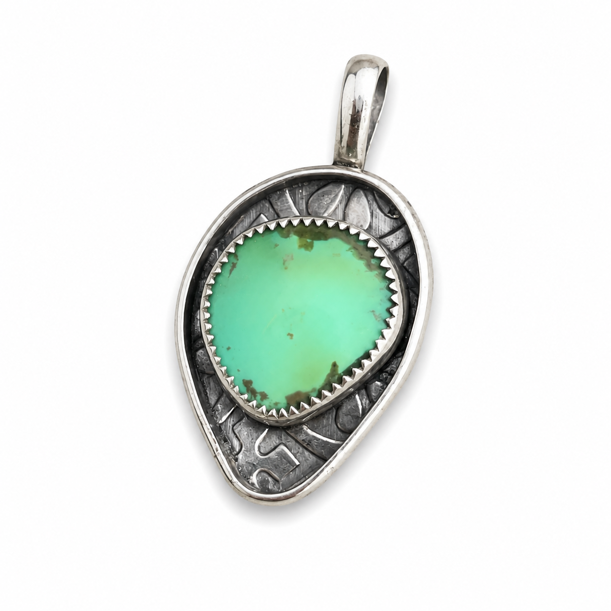 Kingman Hardy Pit Turquoise in Silver Pendant