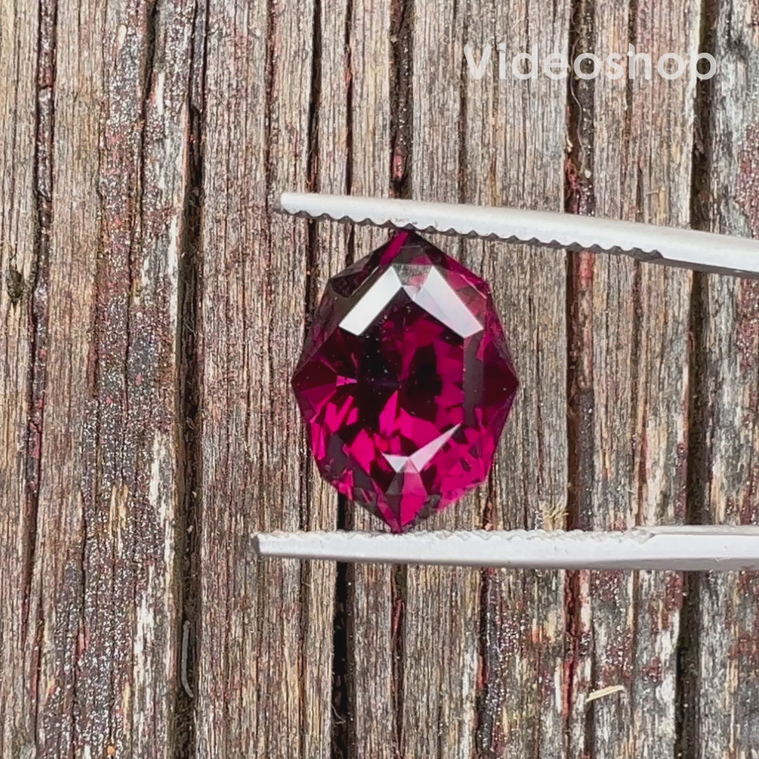 10ct Precision Cut Garnet Gemstone from Tanzania